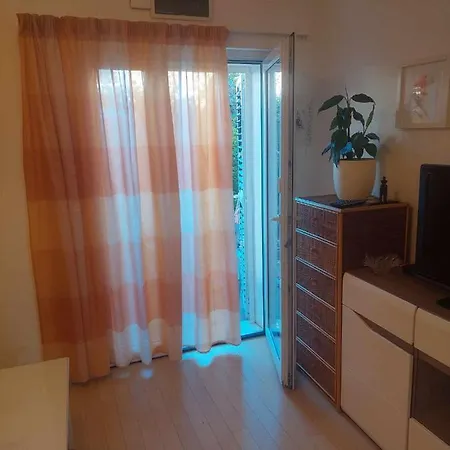 Holiday Apartment Апартаменты *