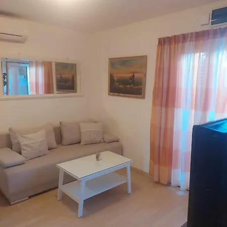 Holiday Apartment Апартаменты *